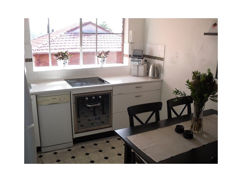 12/12 Woodbury Street, Marrickville NSW 2204