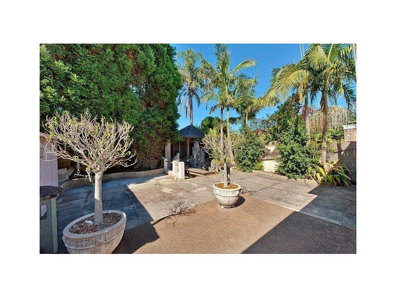 12 Waterside Crescent, Earlwood NSW 2206