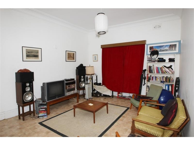 6  Woodland Street, Marrickville NSW 2204