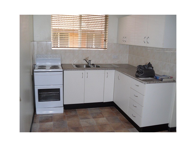 9/27  Harnett, Marrickville NSW 2204