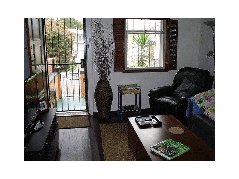 18 Philpott Street, Marrickville NSW 2204