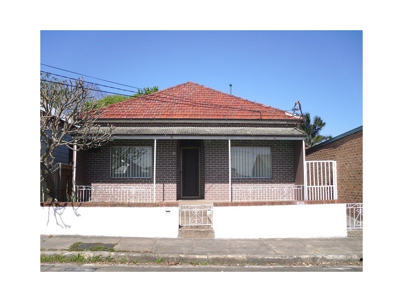 12 Quarry Street, Tempe NSW 2044