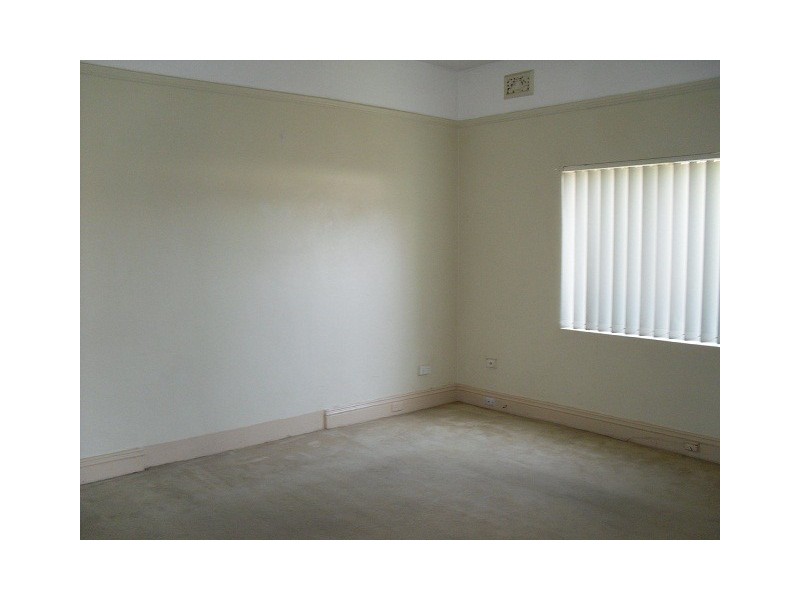 12 Quarry Street, Tempe NSW 2044