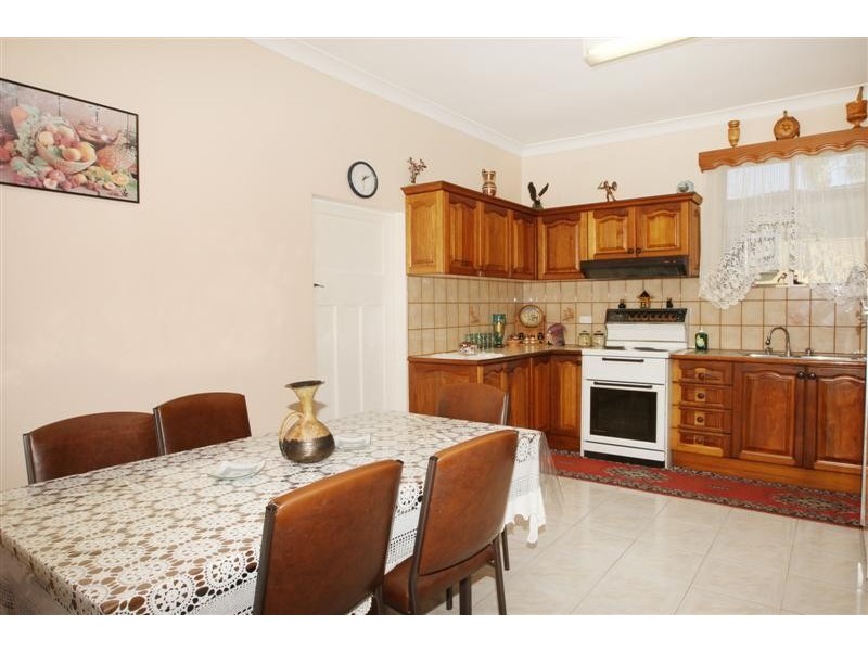 18 William Street, Tempe NSW 2044