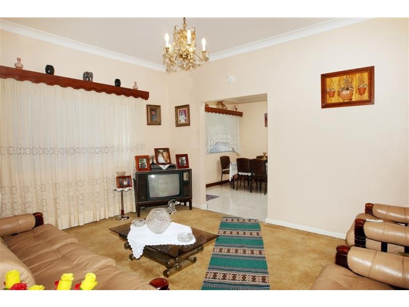 18 William Street, Tempe NSW 2044