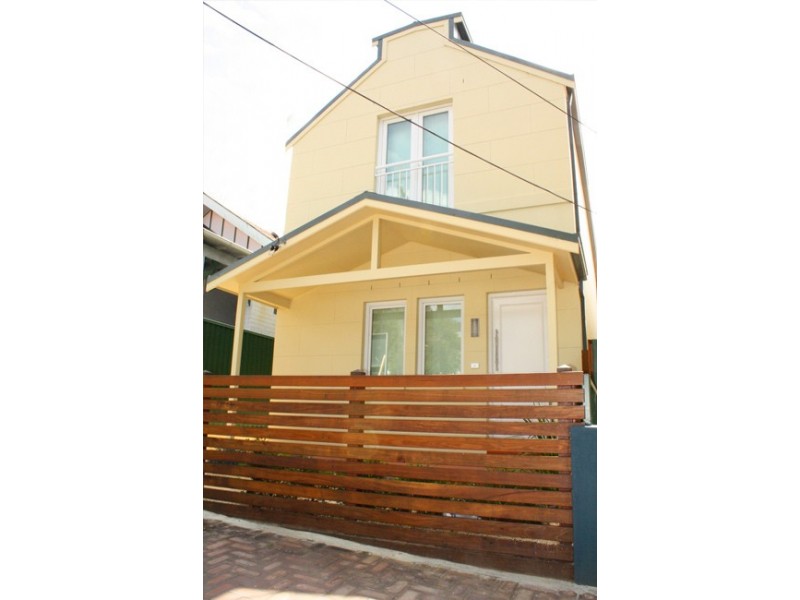 32 Gordon Sq, Marrickville NSW 2204