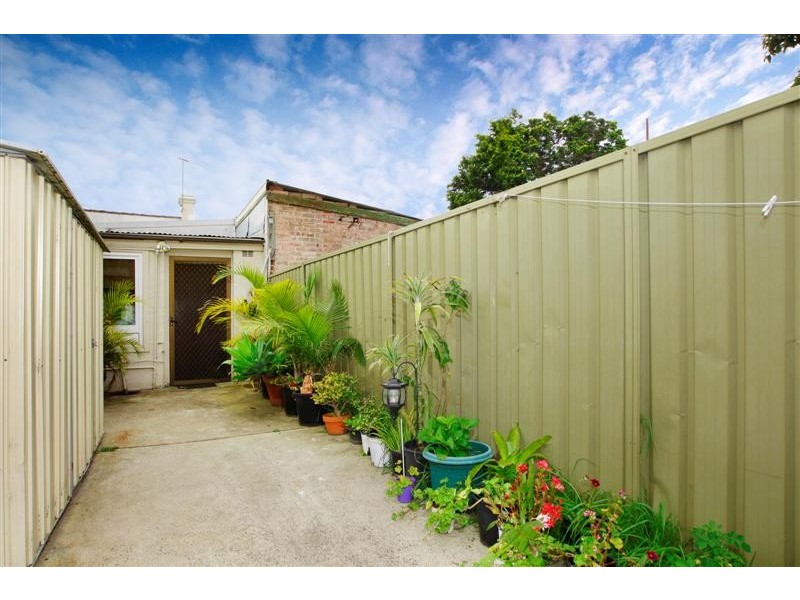 272 Unwins Bridge Road, Sydenham NSW 2044