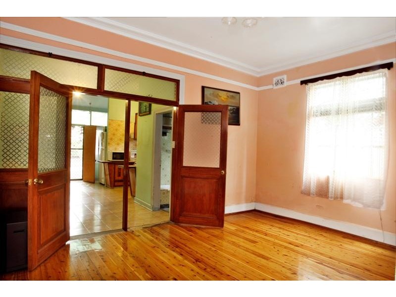 21  Ewart Street, Marrickville NSW 2204