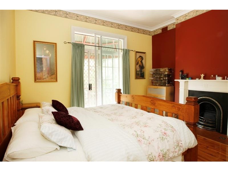 20 Perry Street, Enmore NSW 2042