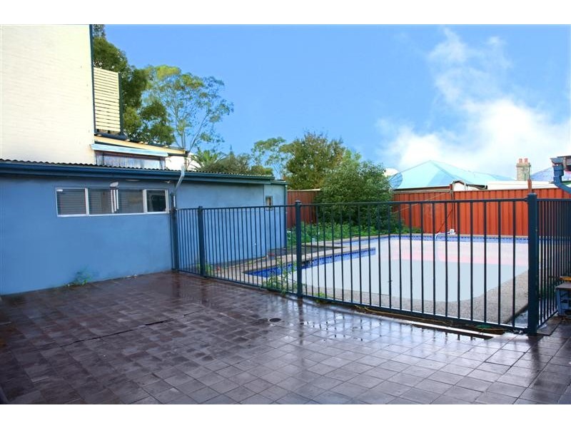 12 Northcote St, Marrickville NSW 2204