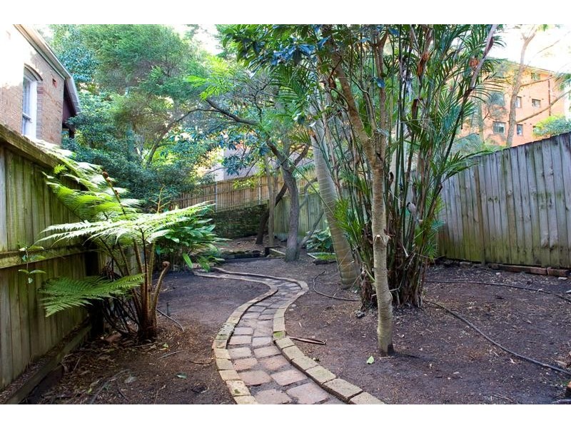 18 Fotheringham Street, Enmore NSW 2042