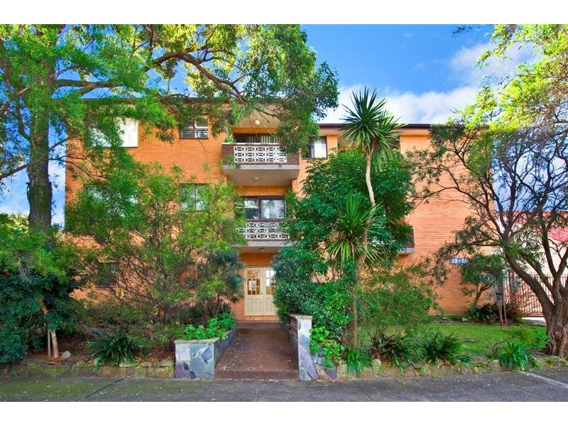 6/23  Arthur Street, Marrickville NSW 2204