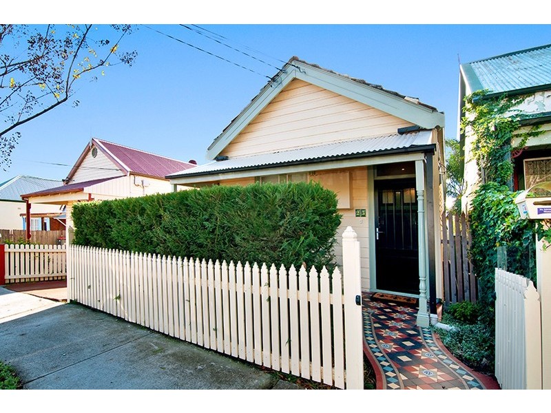 25 Lymerston Street, Tempe NSW 2044