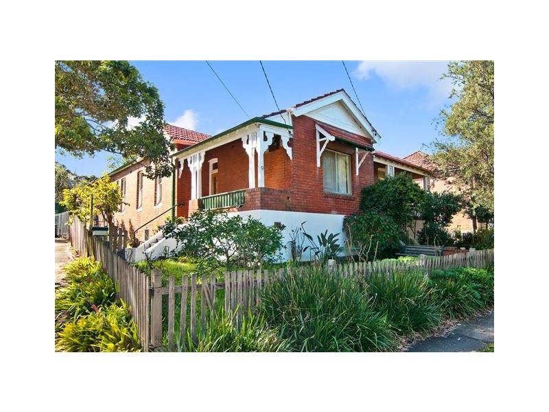 9 Wallace Avenue, Hurlstone Park NSW 2193