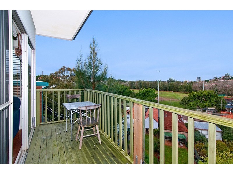 18 Hilltop Ave, Marrickville NSW 2204
