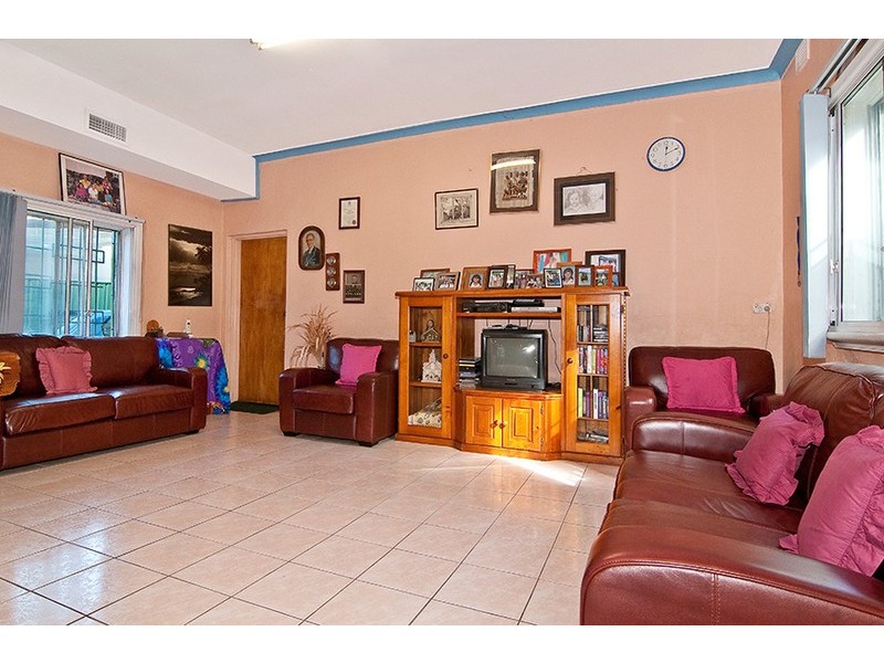 24 Terry Street, Tempe NSW 2044