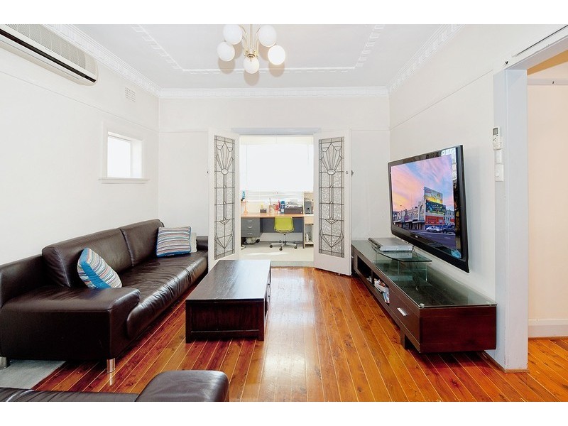 12 Waterside Crescent, Earlwood NSW 2206