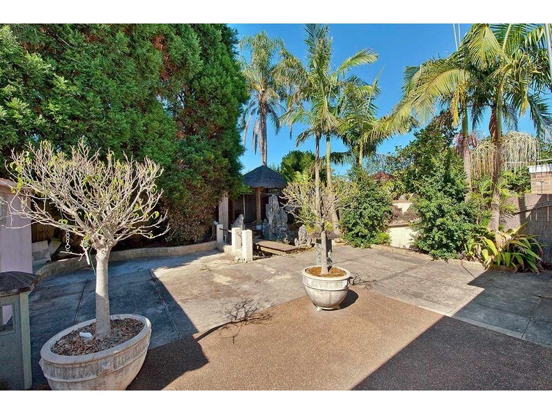 12 Waterside Crescent, Earlwood NSW 2206