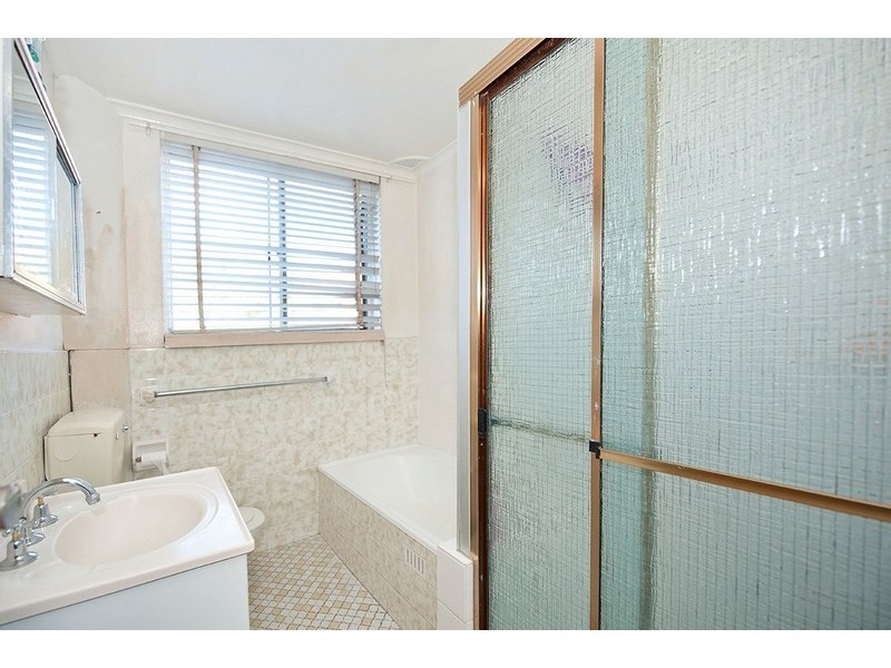 8/75 Warren Road, Marrickville NSW 2204