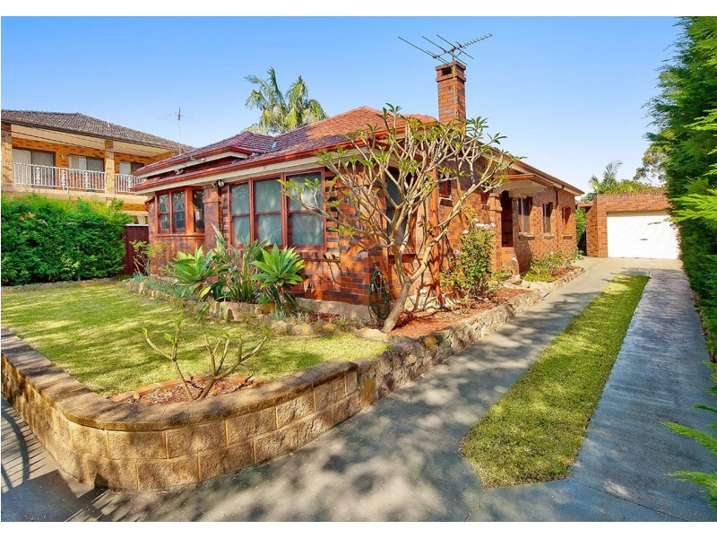 31 Earlwood Avenue, Earlwood NSW 2206