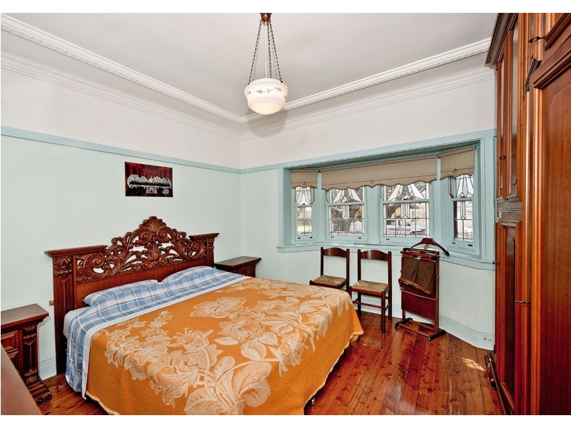 31 Earlwood Avenue, Earlwood NSW 2206