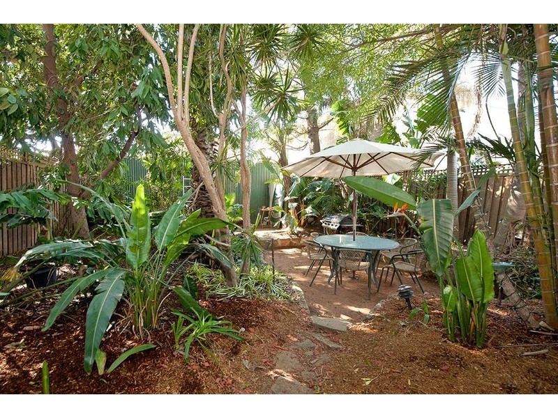 11a  Yelverton Street, Sydenham NSW 2044