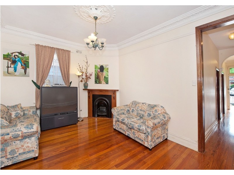 28 Calvert Street, Marrickville NSW 2204