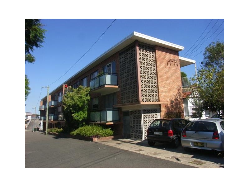 7/98 Petersham Road, Marrickville NSW 2204