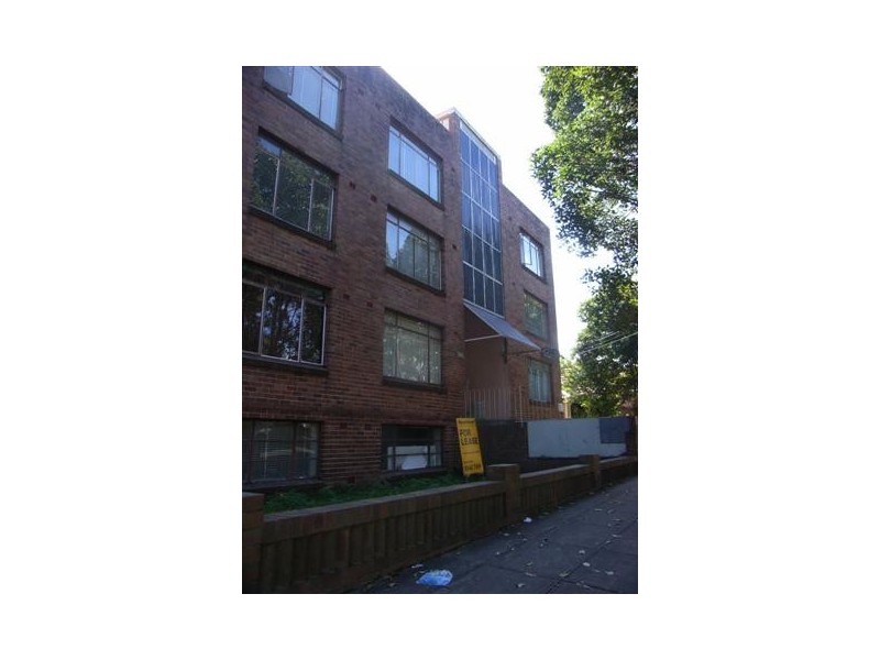 10/11 Osgood Avenue, Marrickville NSW 2204