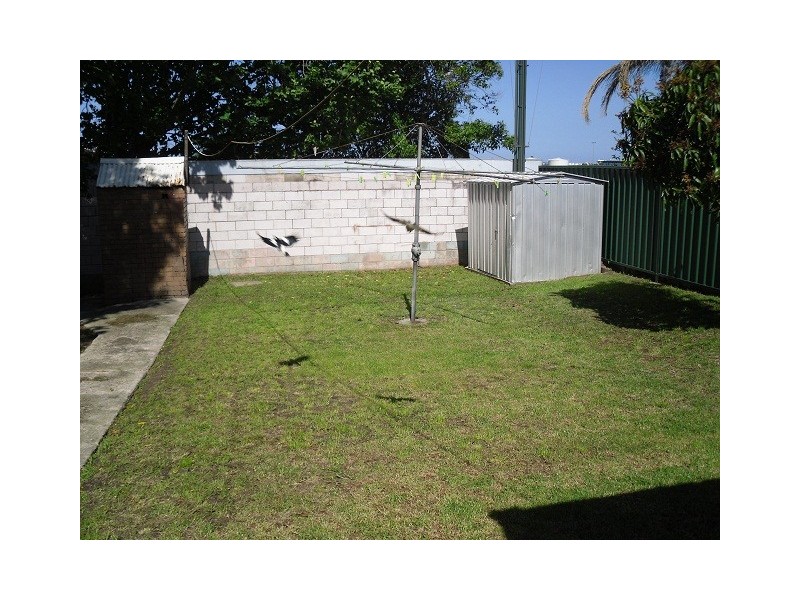 12 Quarry Street, Tempe NSW 2044
