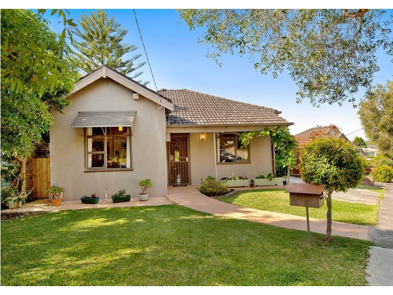 17 Macquarie Road, Earlwood NSW 2206