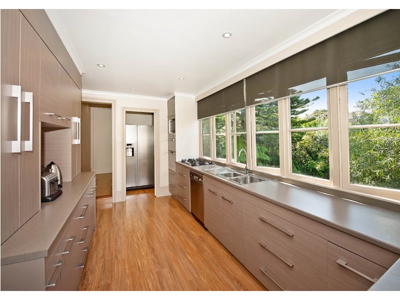 17 Macquarie Road, Earlwood NSW 2206