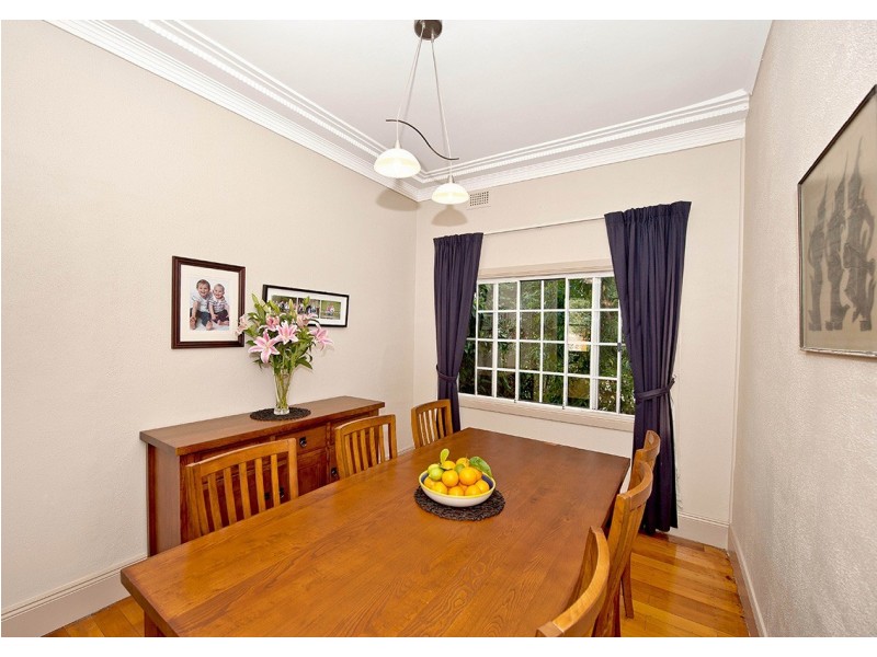 17 Macquarie Road, Earlwood NSW 2206