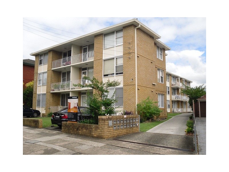 11/10 Orpinton Street, Ashfield NSW 2131