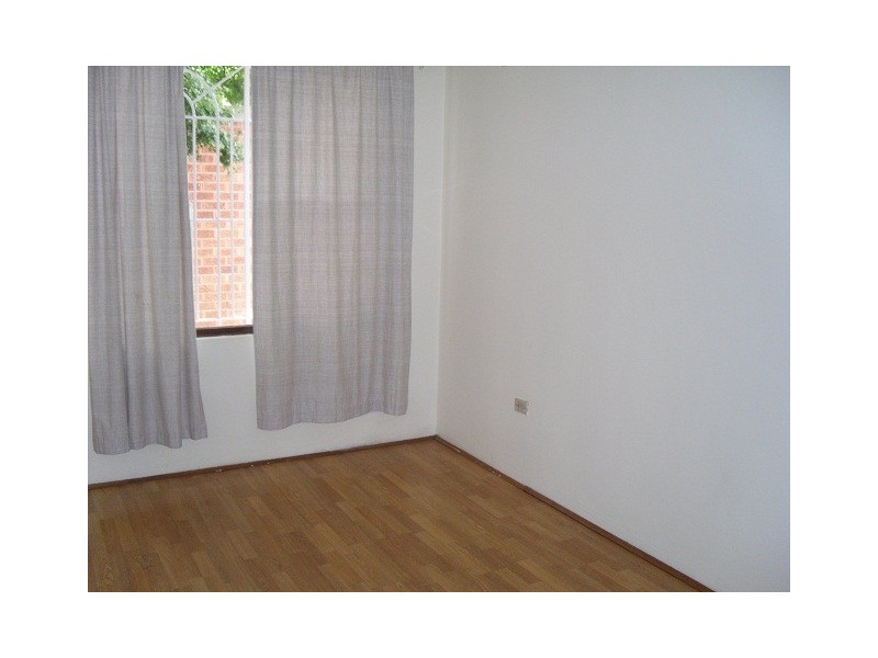 11/10 Orpinton Street, Ashfield NSW 2131