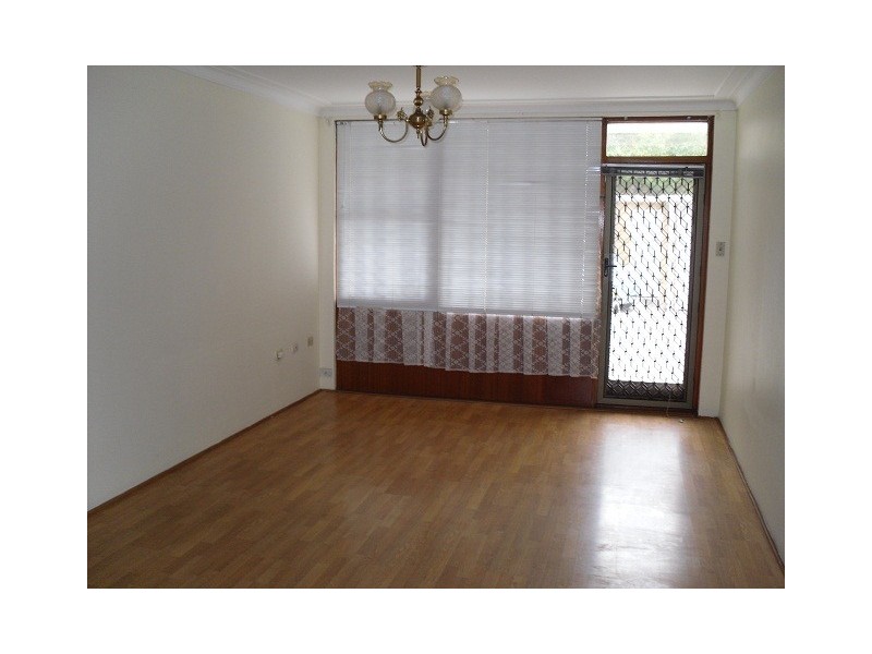 11/10 Orpinton Street, Ashfield NSW 2131