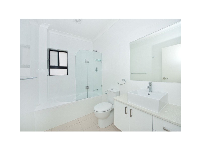 6/8-10 Ewart Street, Marrickville NSW 2204