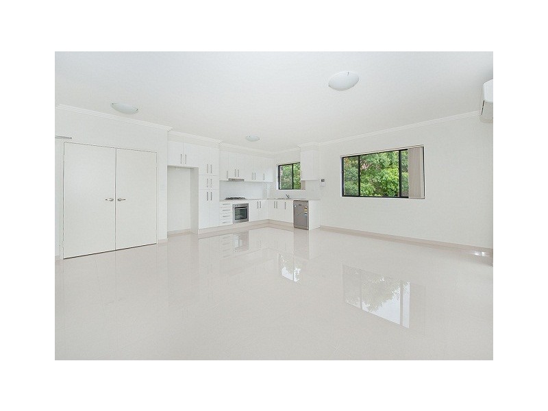 8/8-10 Ewart Street, Marrickville NSW 2204