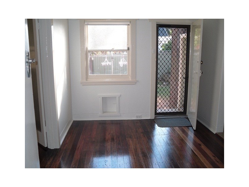 1/6 Rosford Avenue, Petersham NSW 2049