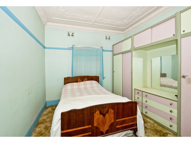 318 Unwins Bridge Road, Tempe NSW 2044