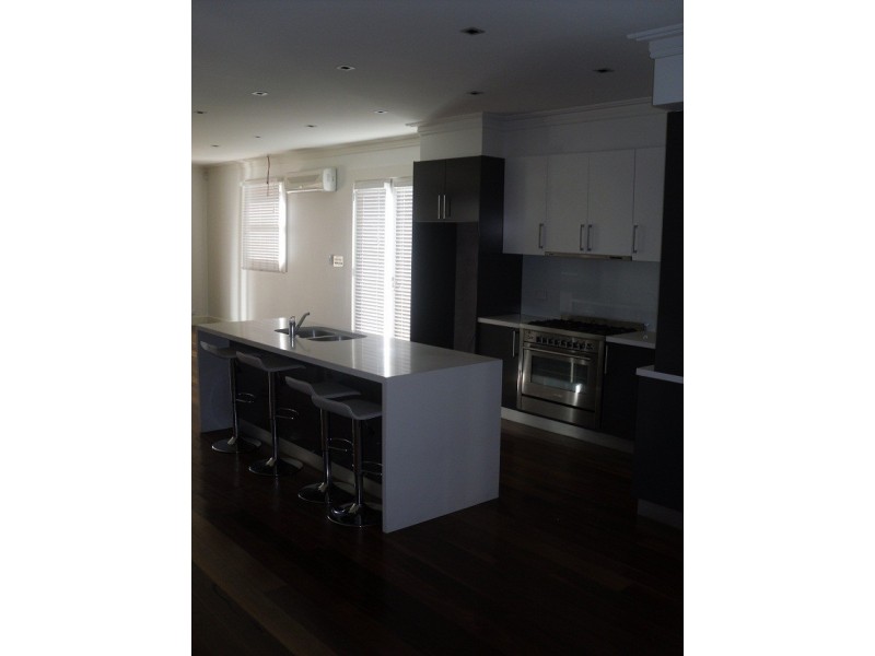 18 Sutherland Street, St Peters NSW 2044