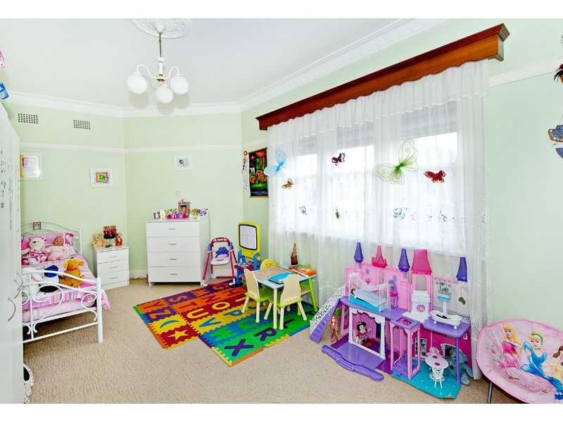 296 Kingsgrove Road, Kingsgrove NSW 2208