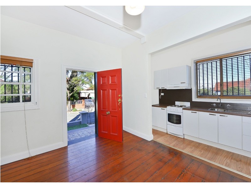 8 Ivanhoe Street, Marrickville NSW 2204