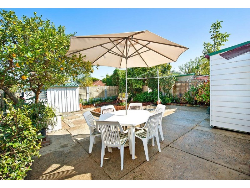 12 Edith Street, St Peters NSW 2044