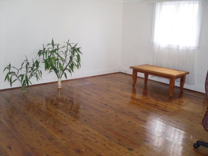 10 Leofrene Avenue, Marrickville NSW 2204
