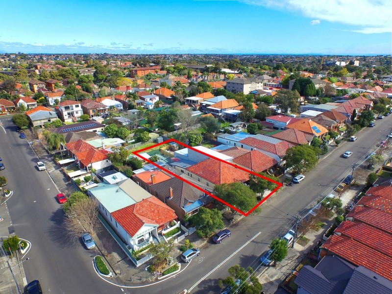 33 Moncur St, Marrickville NSW 2204