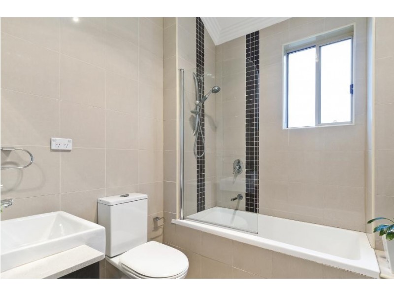 4/3 Anderton Street, Marrickville NSW 2204