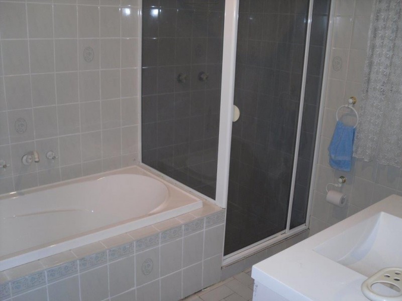 16 Hillcrest Street, Tempe NSW 2044