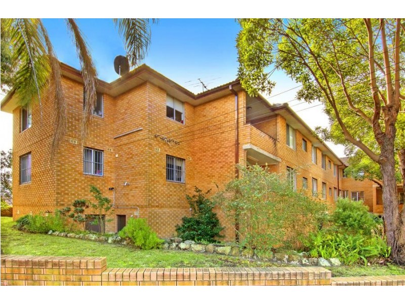 11/2 Henson St, Marrickville NSW 2204
