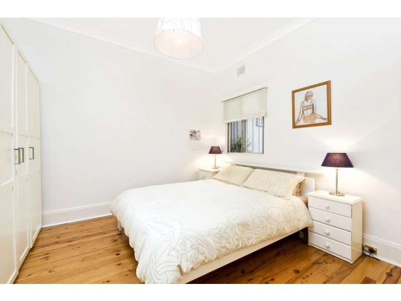 121 Petersham Road, Marrickville NSW 2204